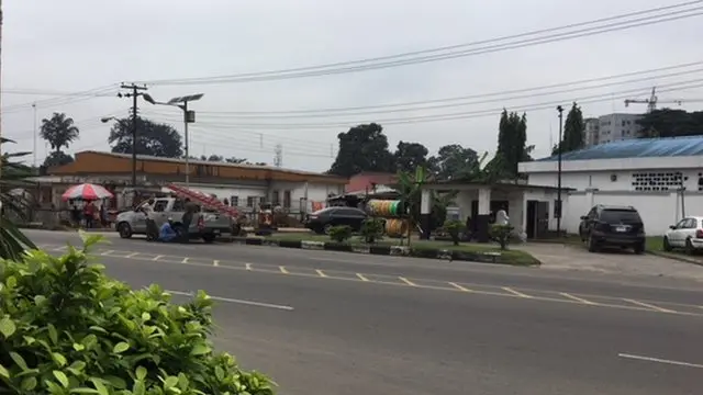 Electric power supply companies suppose give three months notice before dem cut pesin light