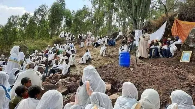 Namoota bakka Caffee Tumaa qubatanii jiran