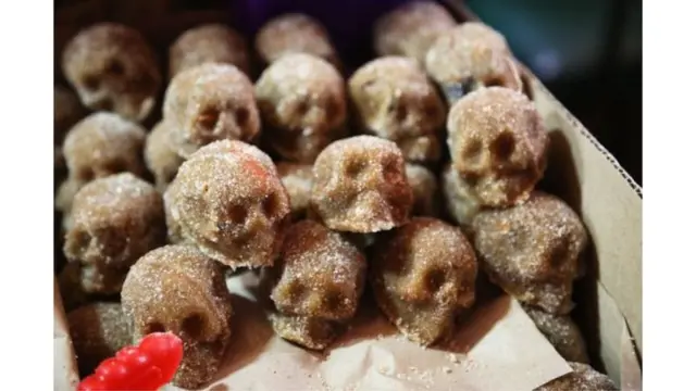 Kafatasları genelikle dekorasyon için hazırlanıyor, ama bunlar gibi yenmek için olanları da var