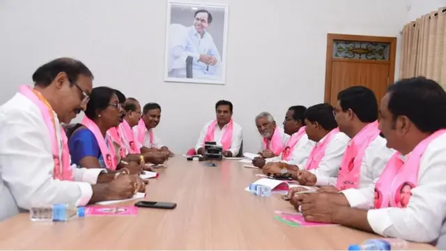 టీఆరెస్ నేతల సమావేశం