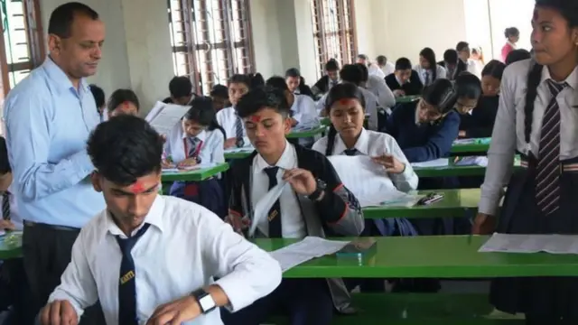 विद्यार्थीहरू
