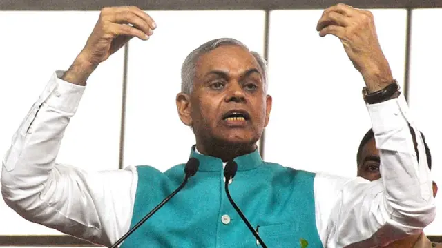આચાર્ય દેવવ્રત