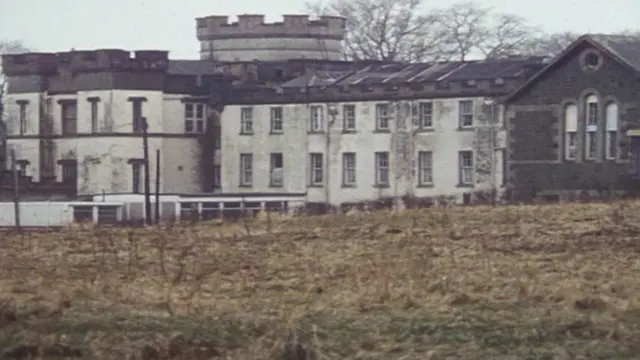 Foto do edifício do orfanato Smyllum Park,da lotofácil de hojeLanark, na Escócia