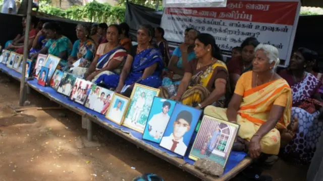 வவுனியா நகர வீதிகளில் ஆர்ப்பாட்டப் பேரணி