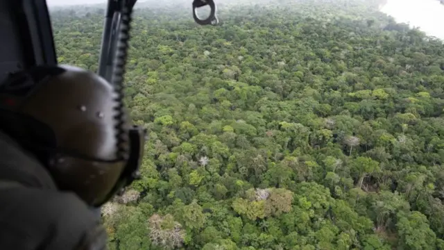 helikopterden bölge aranıyor