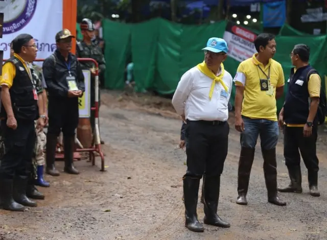 ผู้ว่าฯ ณรงค์ศักดิ์ โอสถธนากร