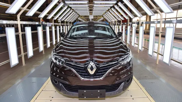 رنو سهم خود از کارخانه‌ خودروسازی در شهر ووهان را واگذار می‌کند