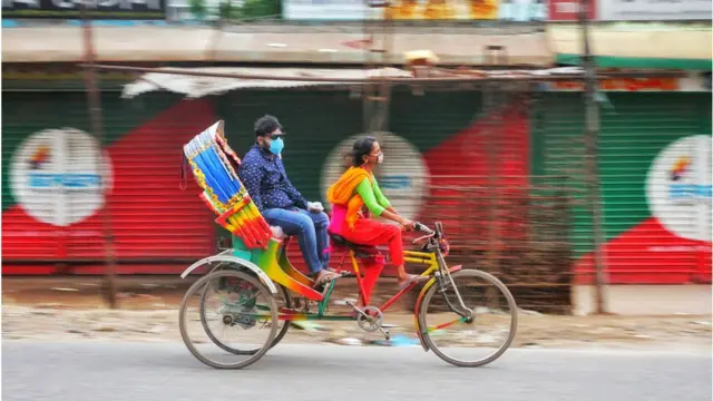 ব্যাটারিচালিত রিকশা