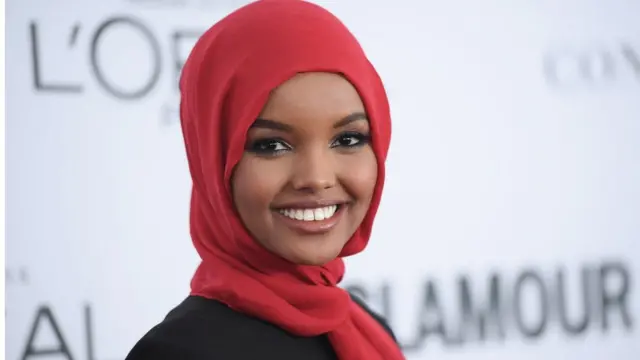 Halima at the Glamour Women of the Year awards in 2017