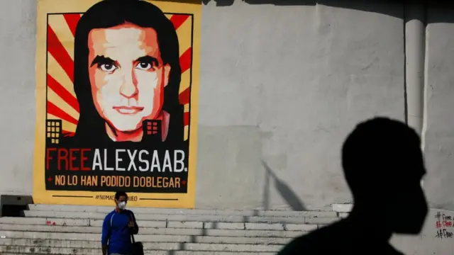 Mural en defensa de Alex Saab en Venezuela.