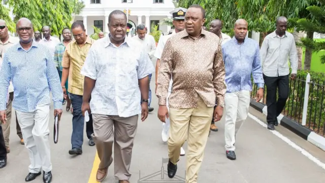 Uhuru iyo Matiangi oo Mombasa ku sugan magacaabista kadib