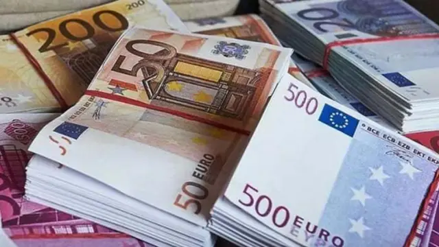 رئیس دفتر رئیس جمهور ایران گفته بیست شرکت دارویی و وارداتی یورو با قیمت دولتی گرفته بودند که باید درباره آن گزارش بدهند