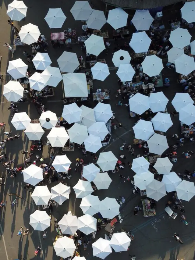 Традиційним місцем фестивалів стала Контрактова площа у Києві