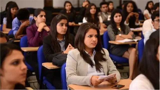 విద్యార్థులు