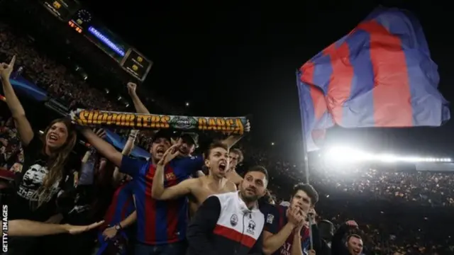 Garoonka Nou Camp waxaa ku sugnaa ku dhawaad 100,000 oo taageereyaal ah