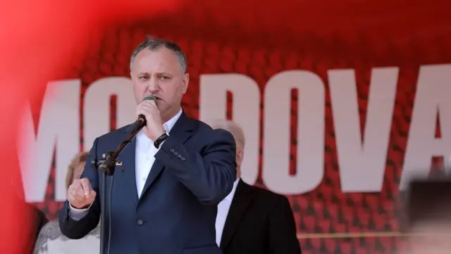 Игорь Додон