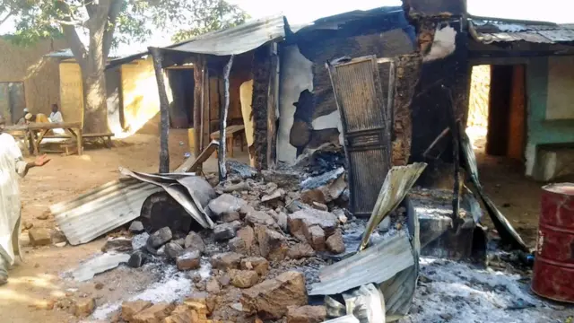 House wey bandits burn for Kizara village