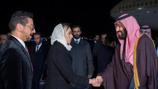 بن سلمان هنگام ورود به آمریکا