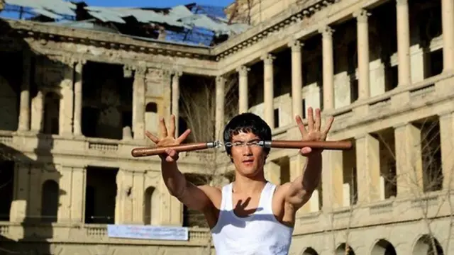 ব্রুস লী