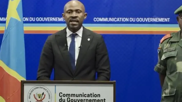 Patrick Muyaya avuga ko kuva ubu umuhari M23 urwanya reta ya DR Congo ari umuhari w'iterabwoba
