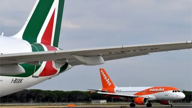 Бюджетний перевізник Easy Jet вирішив призупинити деякі рейси в Італію