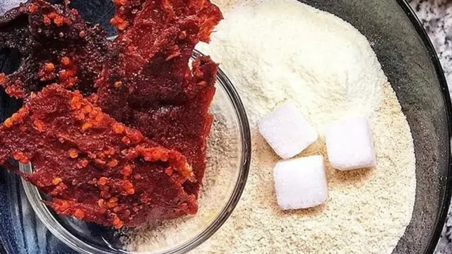 Gaari, aadun ṣuga pẹlu ẹran yiyan