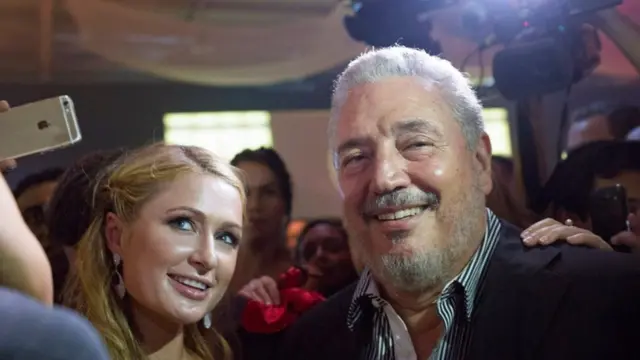 Castro e Paris Hilton