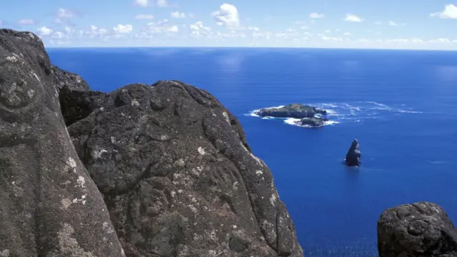 Vista del mar desde Orongo, Isla de Pascua.