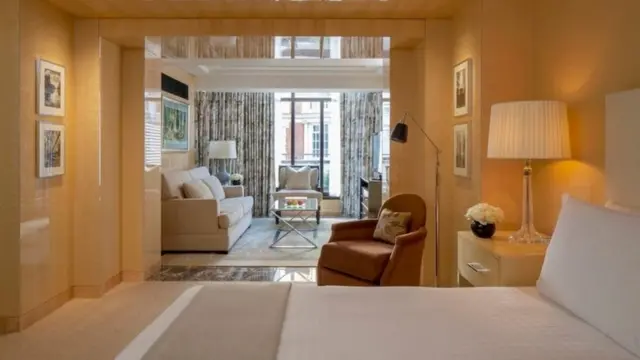 أحد فنادق فور سيزونز