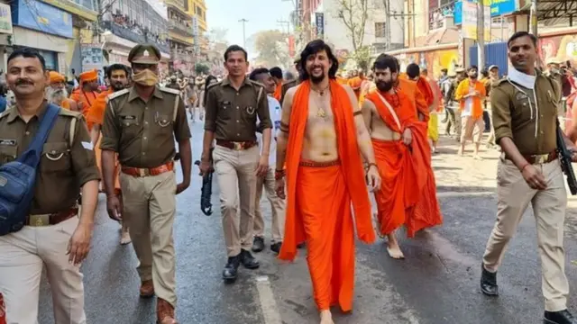 आनंद गिरी