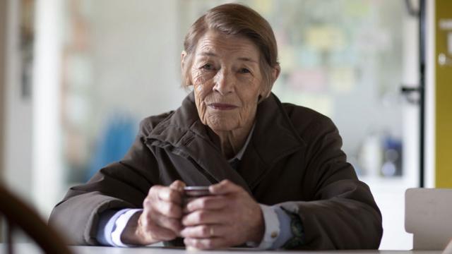 Glenda Jackson in Elizabeth Is Missing