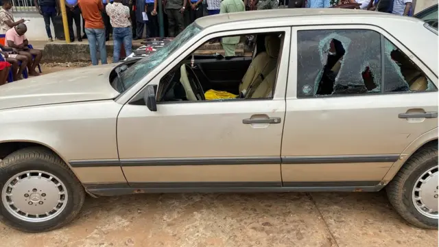 Ụgbọala a natara ndị otu nzuzo a.