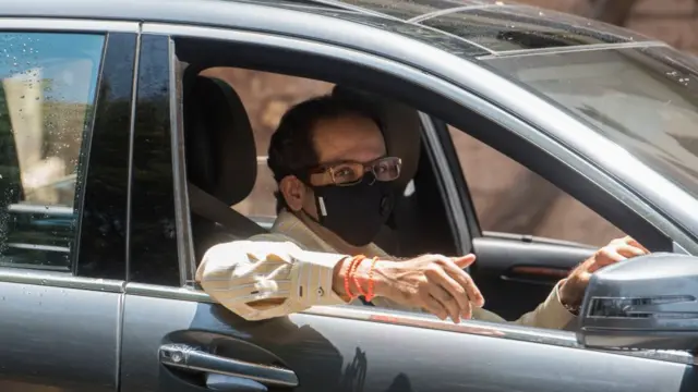 उद्धव ठाकरे