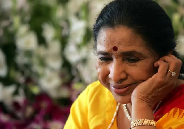 आशा भोसले