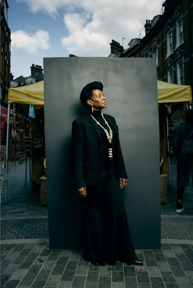 Женщина на улице