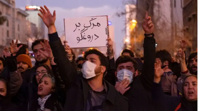 Смерть брехунам