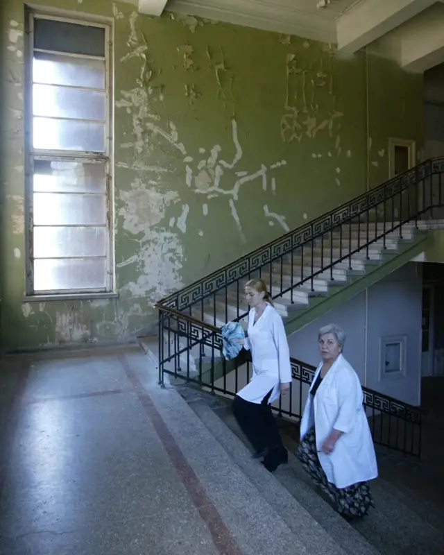 L'institut a dû se battre pendant les années de vaches maigres après la déclaration d'indépendance de la Géorgie au début des années 1990