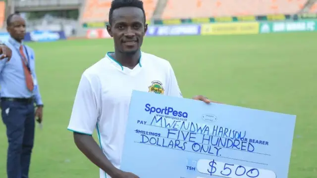 Mchezaji bora harrison Mwendwa ajinshindia dola 500