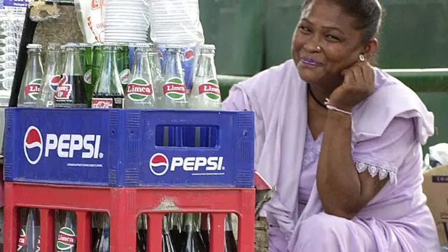 कोक, पेप्सी वगैरे पिणं आरोग्याला धोकादायक असतं का?