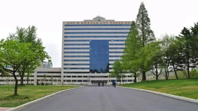 கிம் இல் சுங் பல்கலைக்கழகம்