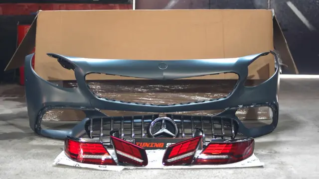 2008-ci ildə açılışından bəri "Azart" 2000-dən çox avtomobili yenidən dizayn edib. Onlardan bəziləri qonşu ölkələrdən idxal edilib