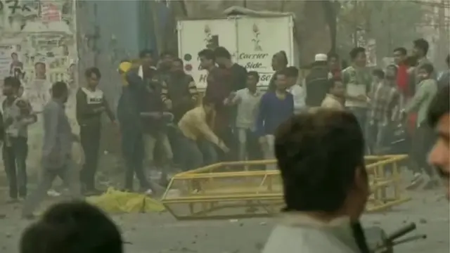 జాఫరాబాద్‌లో కొనసాగుతున్న హింస