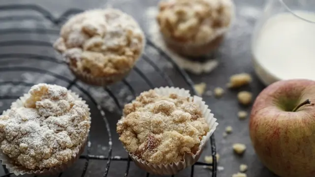 Домашние яблочные кексы