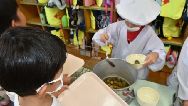 Criançasvício em apostas on lineescola no Japão