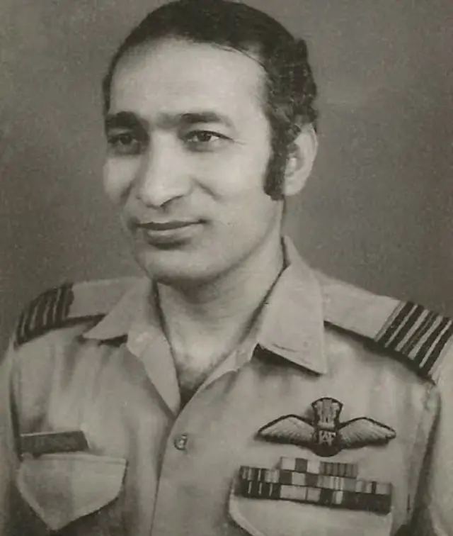 స్క్వాడ్రన్ లీడర్ కన్వల్‌దీప్ మెహ్రా