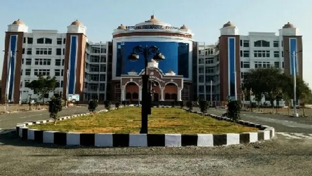 अहमदनगर कोर्ट