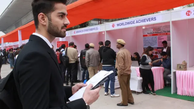 दिल्ली सरकार का रोज़गार मेला