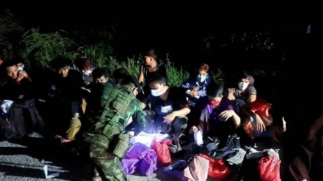 မလေးရှားကိုသွားမယ့်မြန်မာအလုပ်သမားတွေကို ထိုင်းရဲတပ်ဖွဲ့တွေဖမ်းဆီး