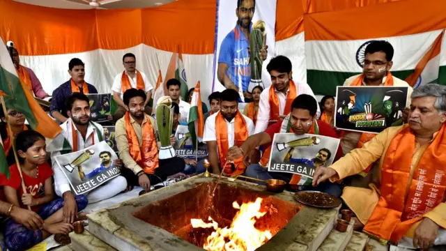 ہندو مذہبی رہنما