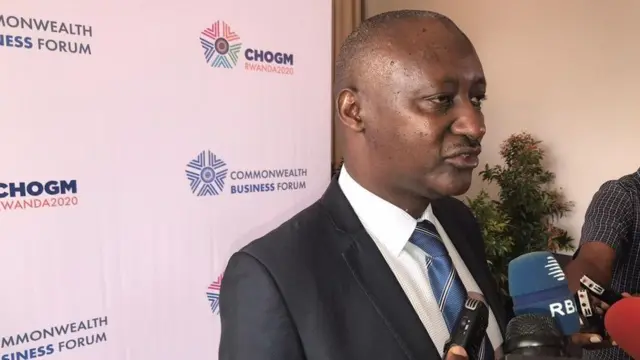 Bwana Bapfakurera avuga ko bizeye impinduka kuri iki cyorezo mu mezi ari imbere